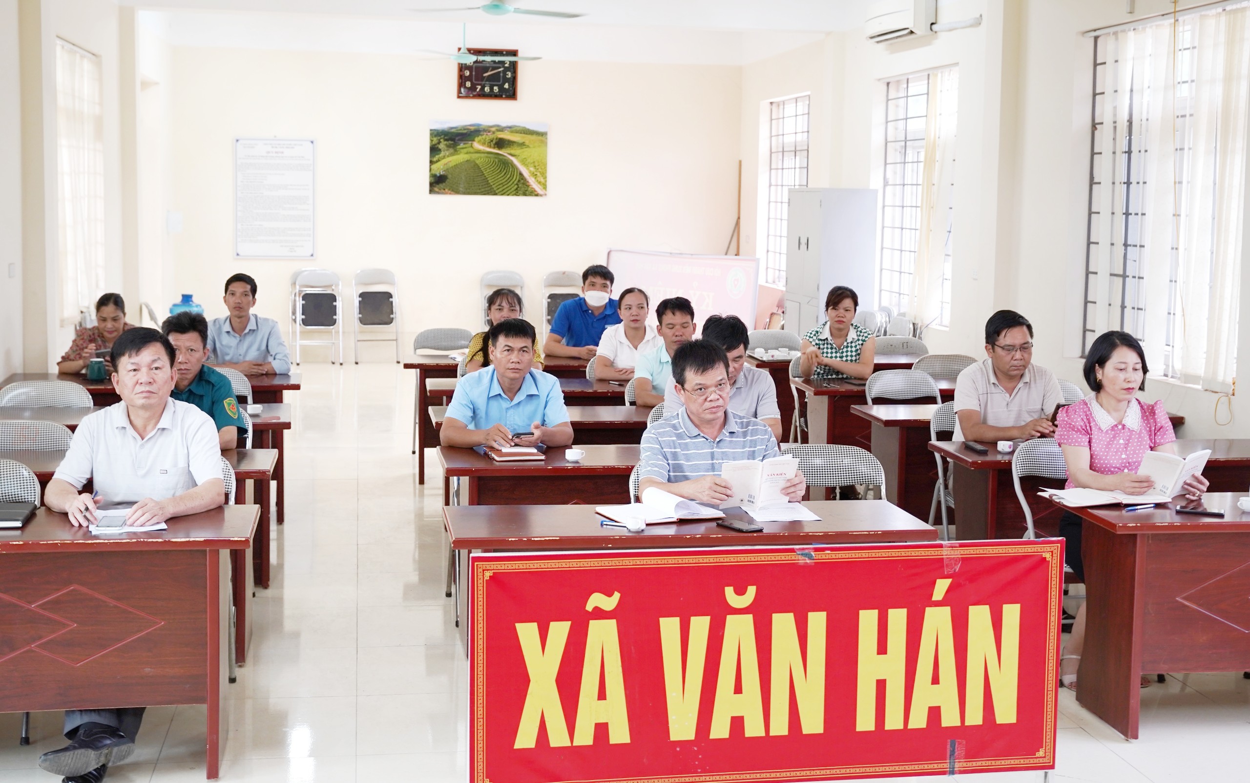 Quang cảnh điểm cầu xã Văn Hán (ảnh: Trường Giang)