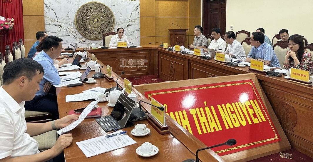 Đánh giá tiến độ thực hiện Kế hoạch chuyển tiếp quản lý các chương trình, dự án, kế hoạch đầu tư công