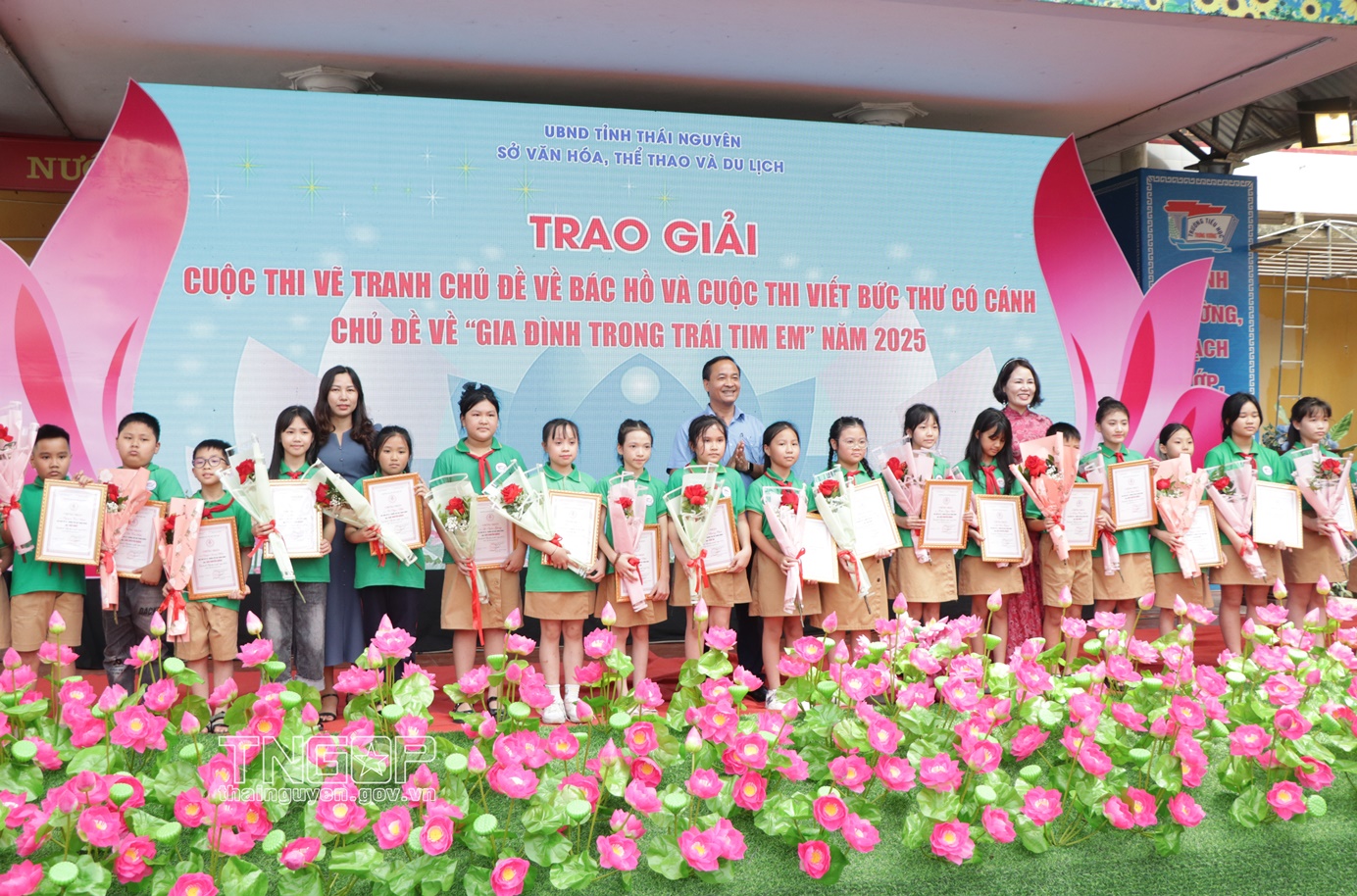“Hành trình kết nối”- Xây dựng hệ giá trị gia đình cho thế hệ trẻ